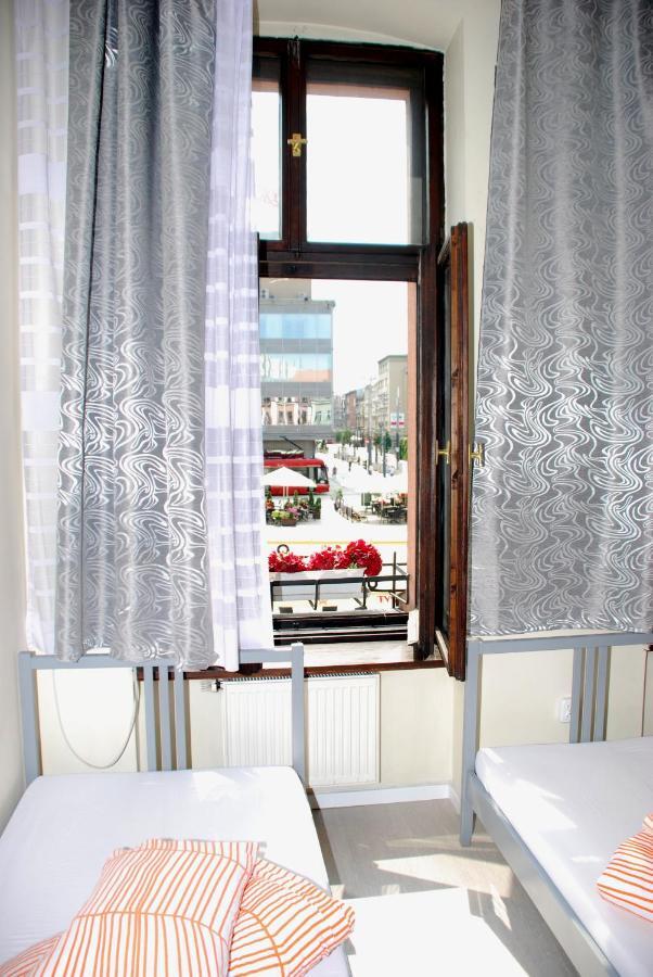 Hostel Kamienica Rynek 7 Katowice Buitenkant foto