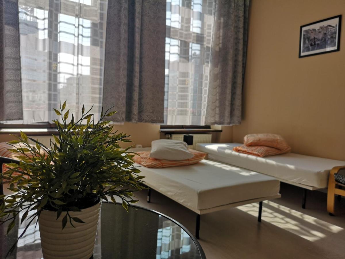 Hostel Kamienica Rynek 7 Katowice Buitenkant foto